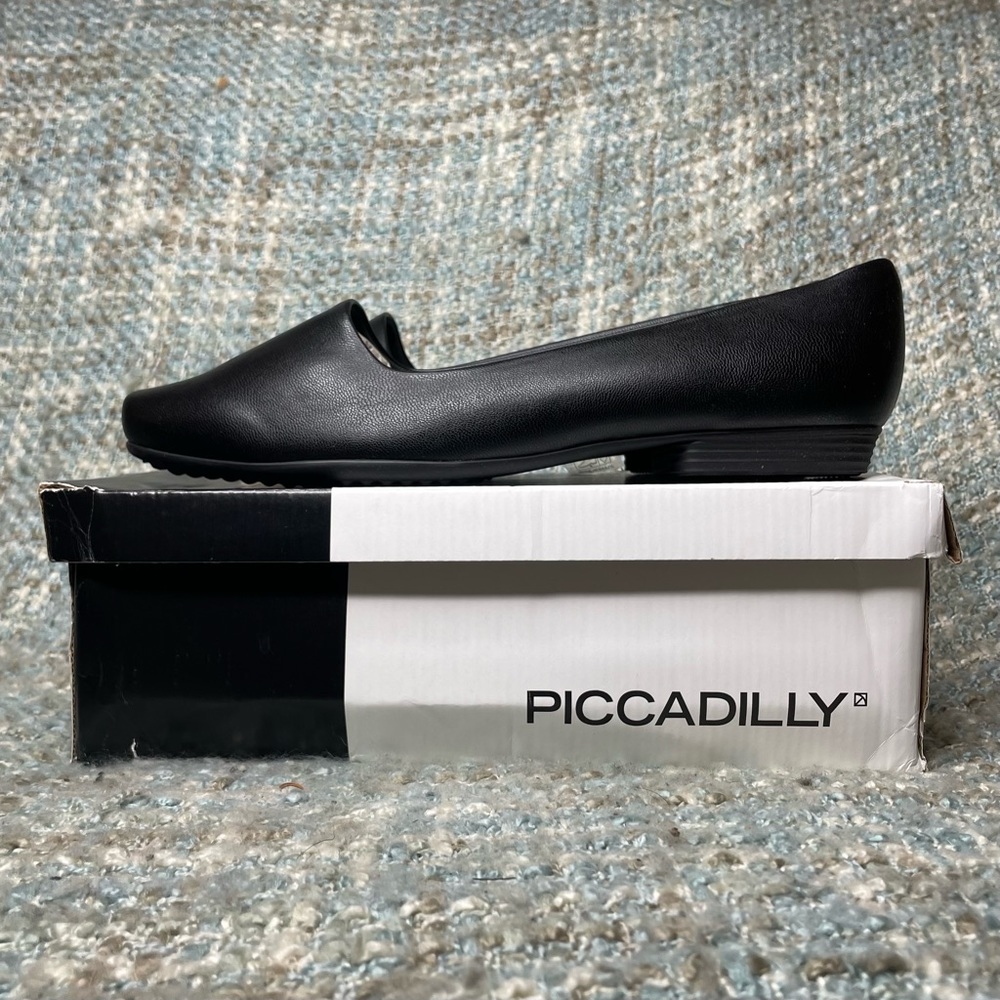 Piccadilly Cloud Raquel Cushioned Low Heels Pump in Black